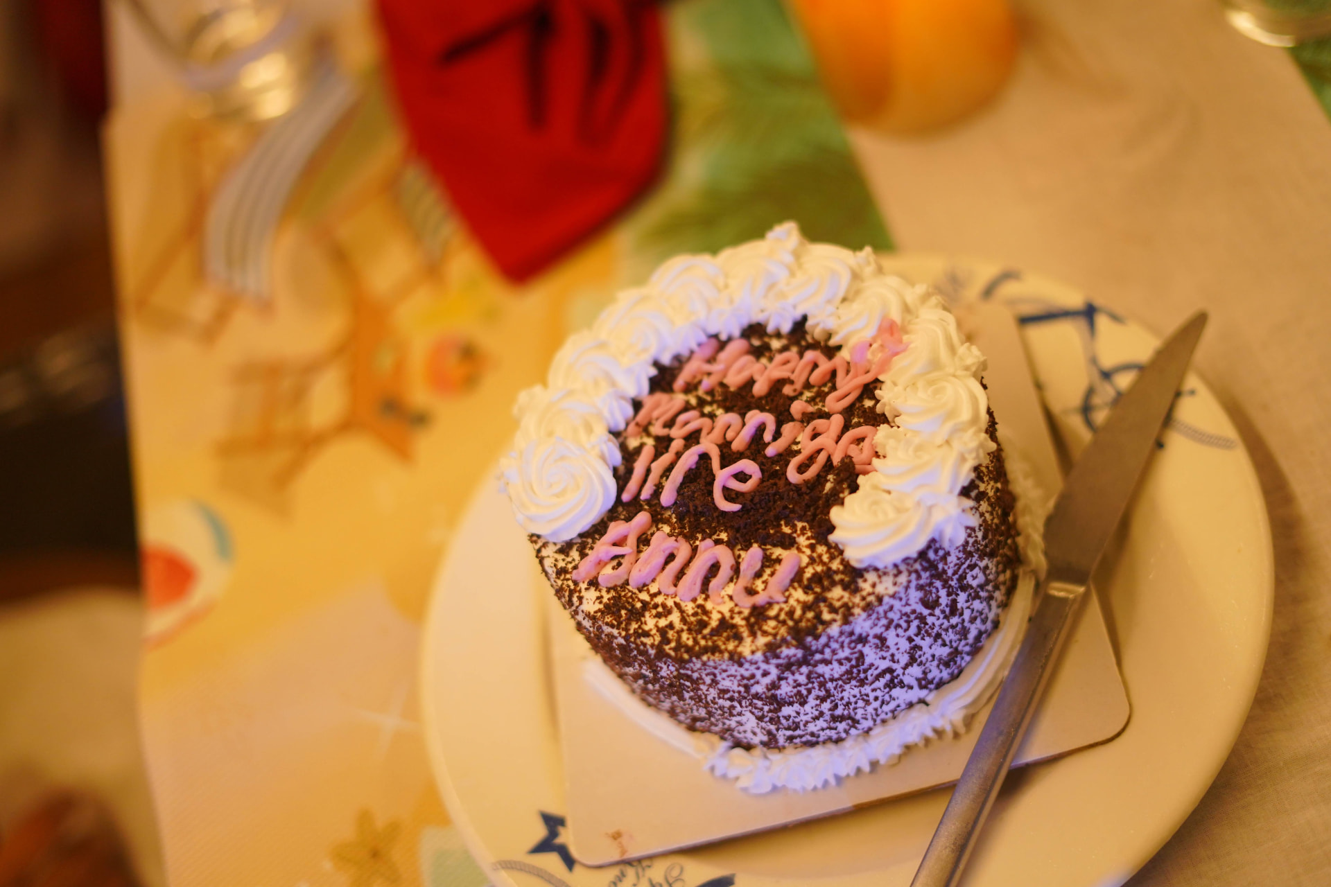 A celebration cake served on board during the dinner cruise